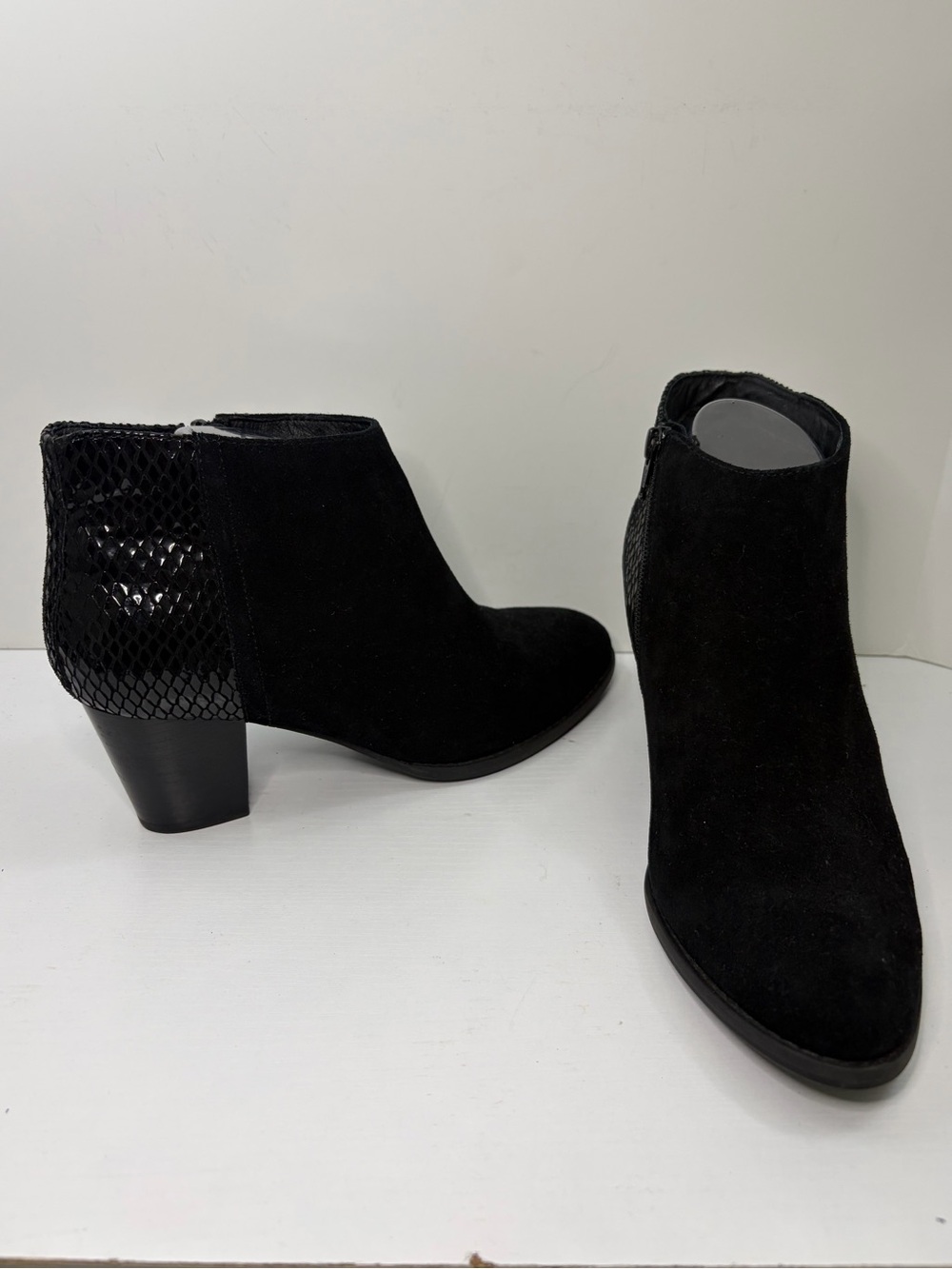 Vionic Anne Bromley Black Suede & Snakeskin Heel Ankle Boots Booties Size 9